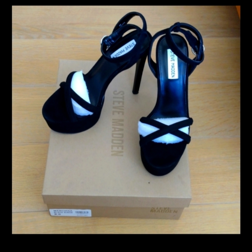 Steve Madden Black Suede Sandals
